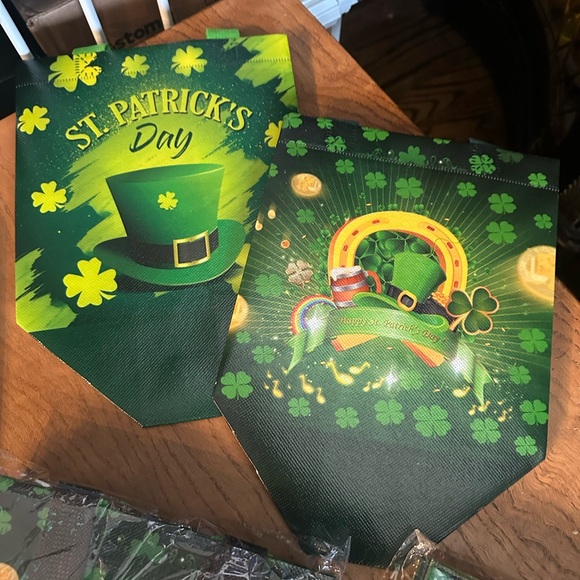 34 St Patrick’s day goodie bags - Picture 3 of 7